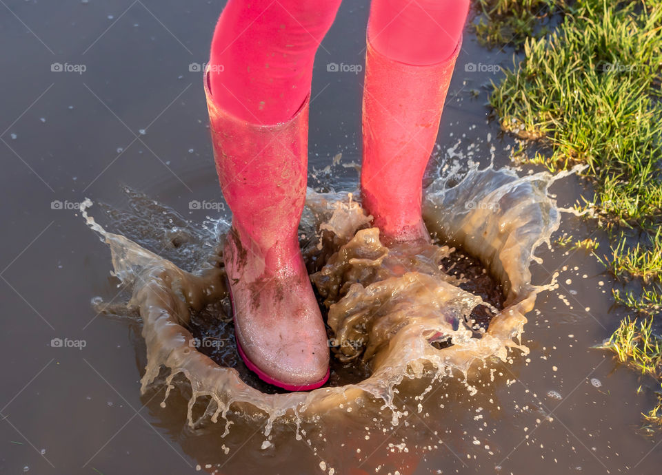 Spring mud puddles make splash 