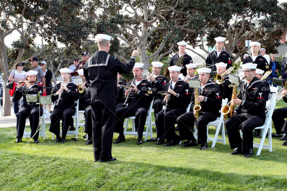 San Diego WWII Kiss Statue Ceremony