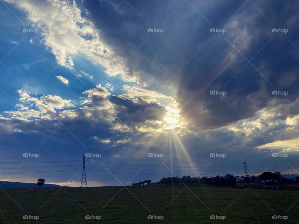 🌇🇺🇸 An extremely beautiful sunset in Jundiaí, interior of Brazil. Cheer the nature! / 🇧🇷 Um entardecer extremamente bonito em Jundiaí, interior do Brasil. Viva a natureza! 