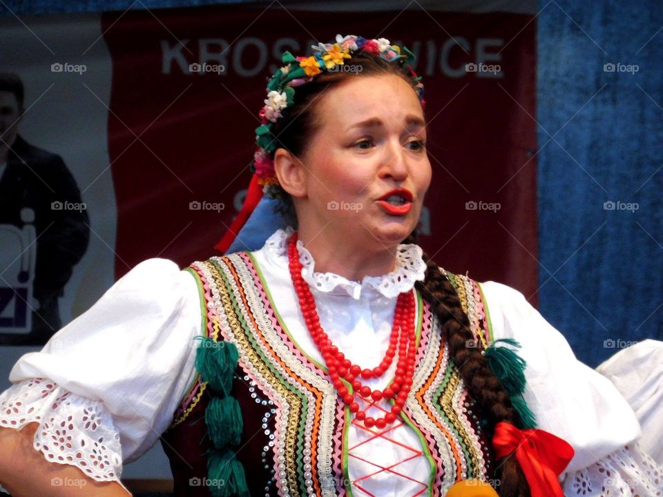 Polish folk dancers