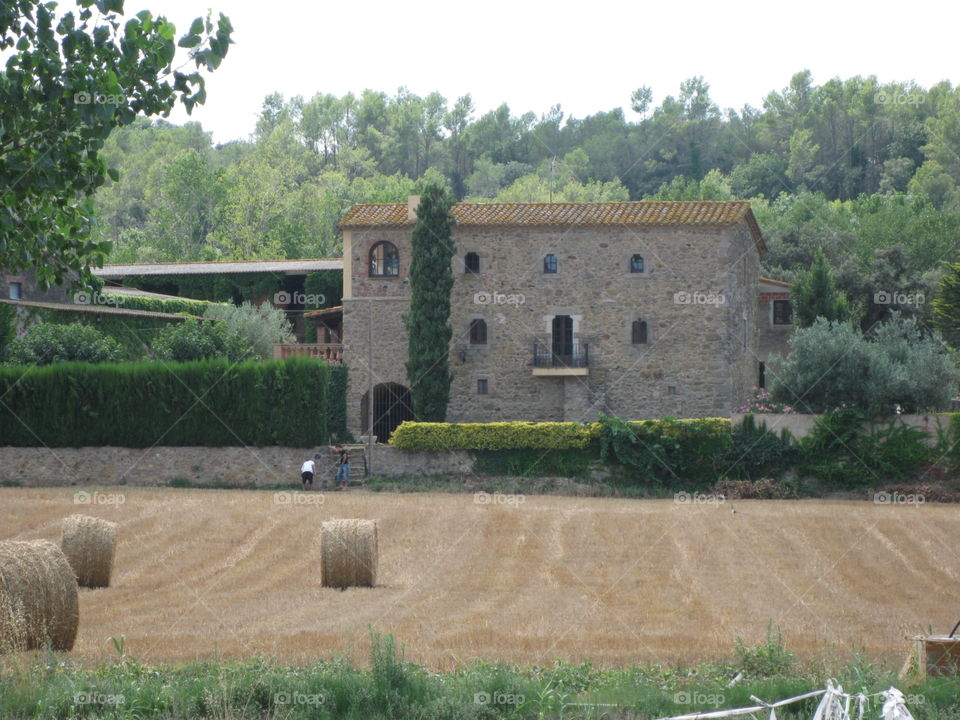 The countryside. Púbol