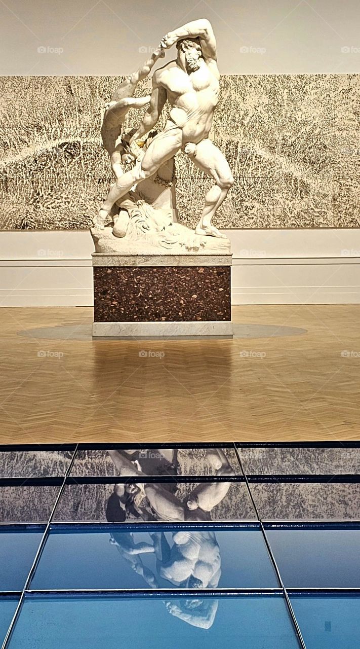 sculpture au musée d'art moderne de Rome