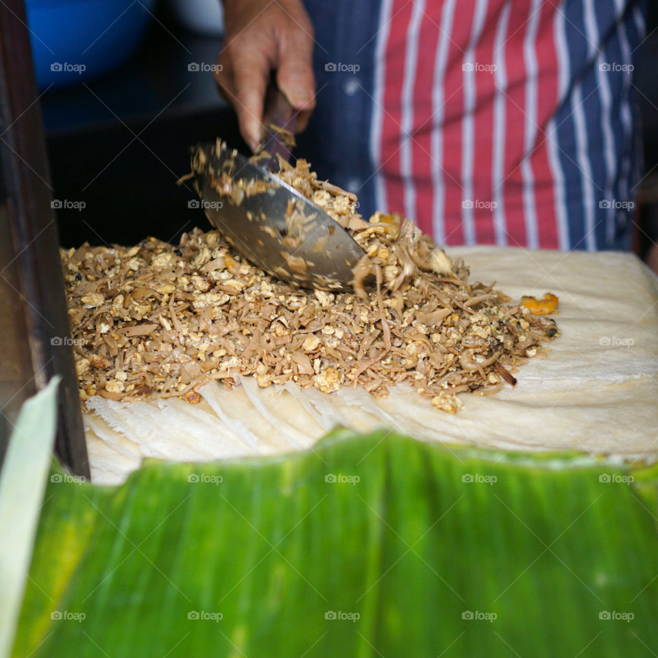 Lumpia making process