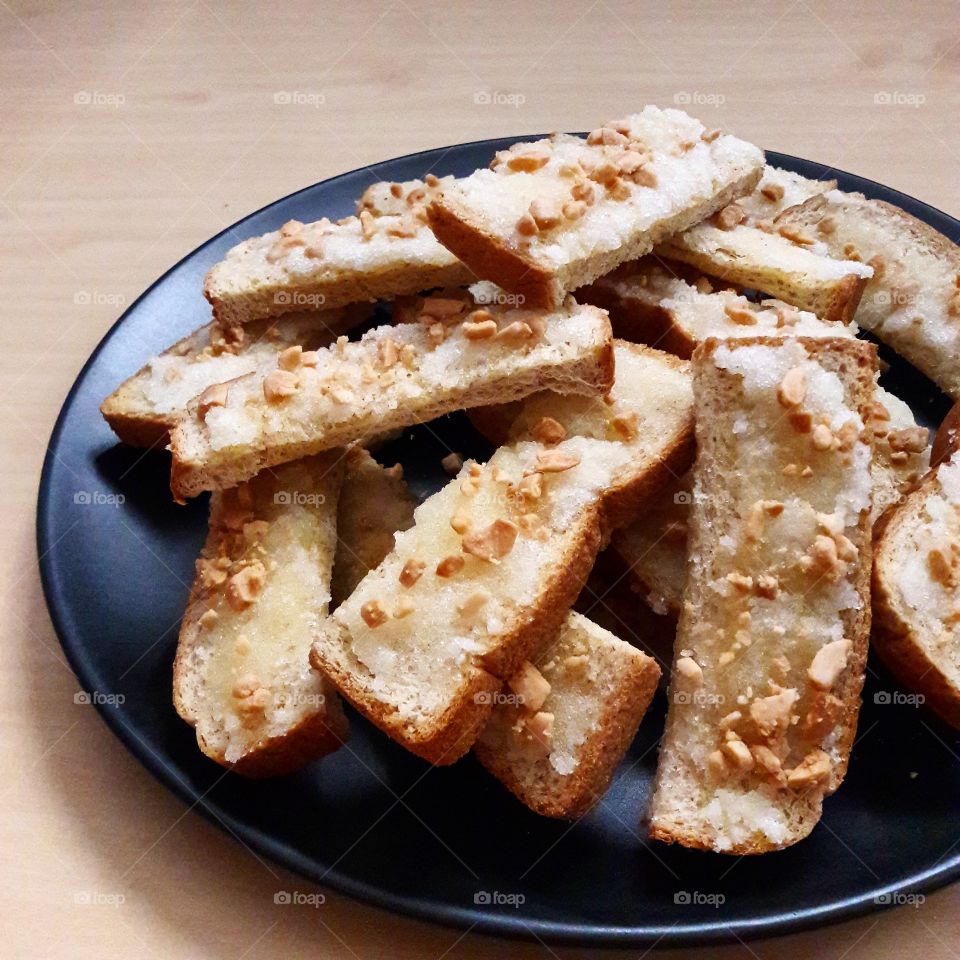 Crispy Bread Butter Sugar with Nut