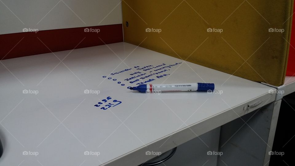 smart way to use non parmenant white board marker