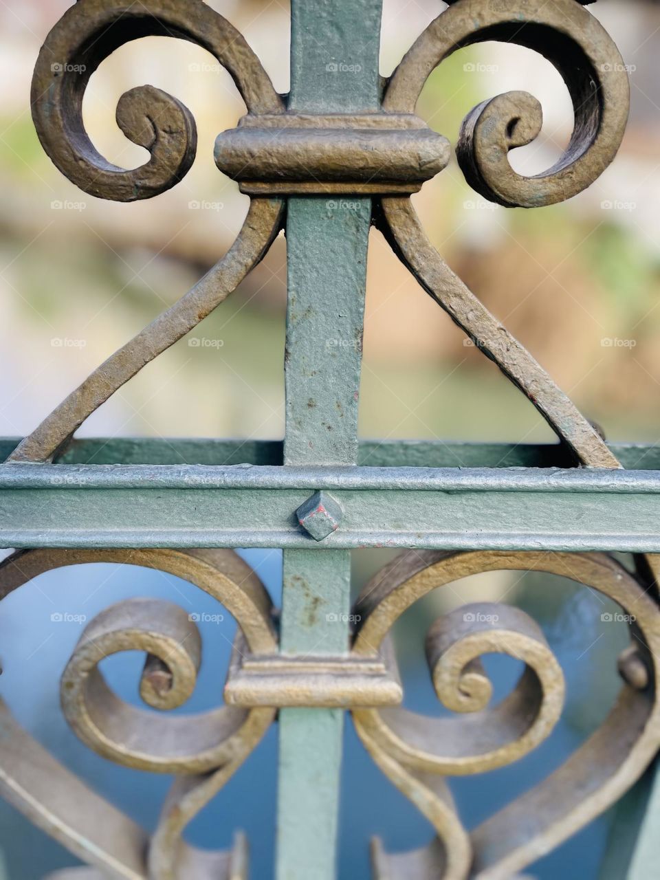 Curlicue bridge railing