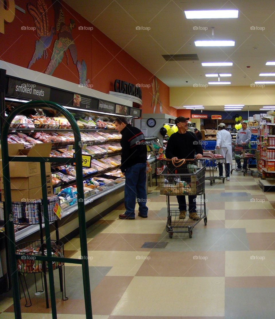 Grocery shop before the crowd.