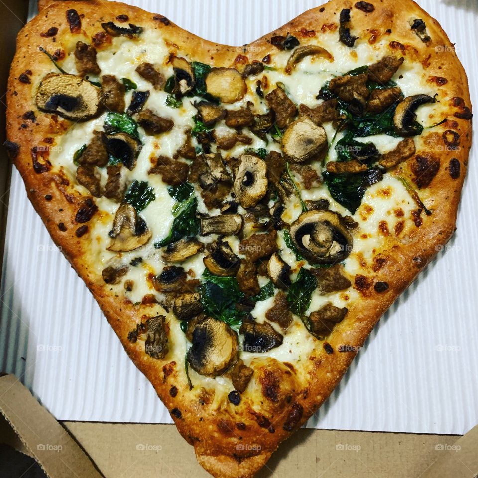 Heart Pizza