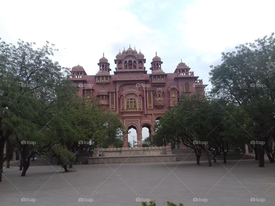 amazing! Asias bigest circle garden in india.