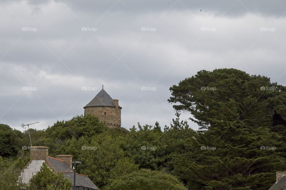 old house in the countryside