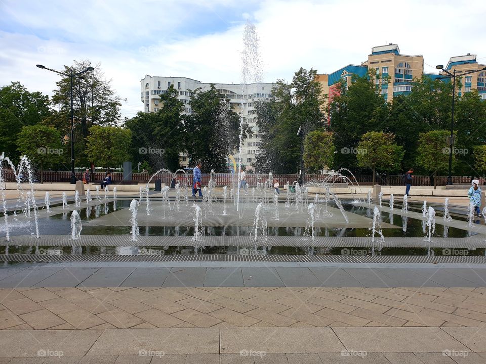 фонтан , площадь Юности , Зеленоград