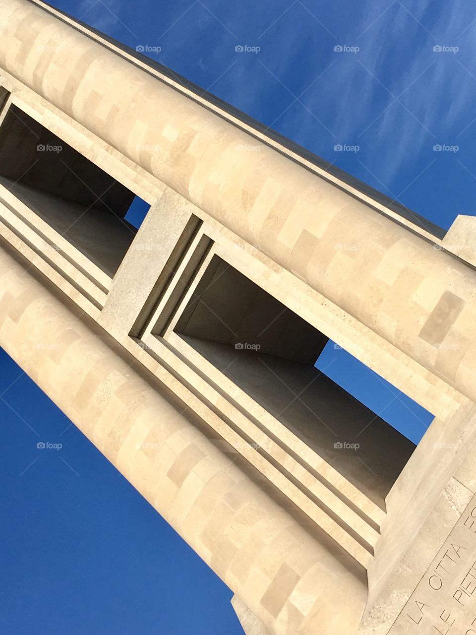 Monument to the war dead of Como