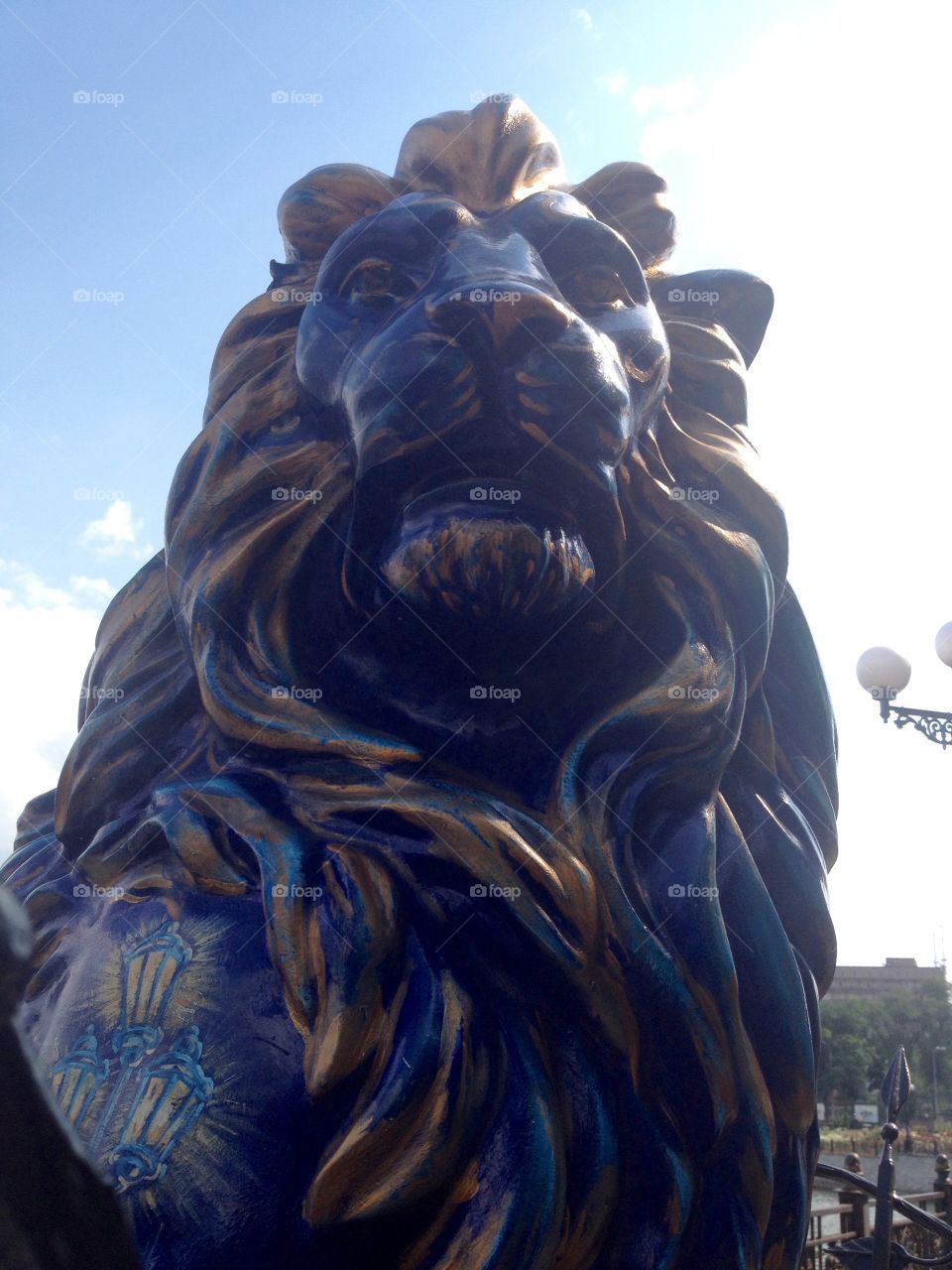 A blue lion statue