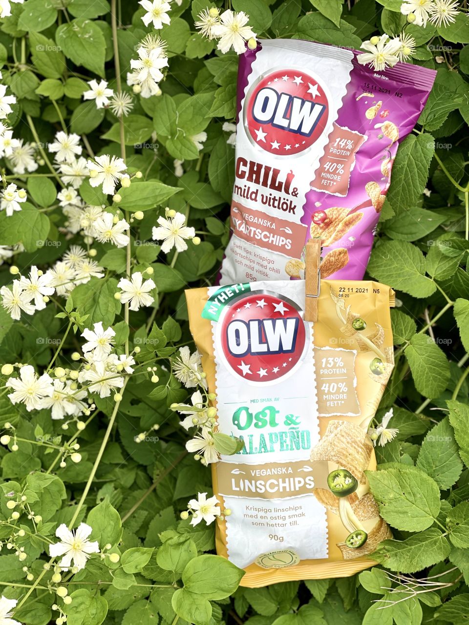 Vegan chips snacks from OLW Sweden