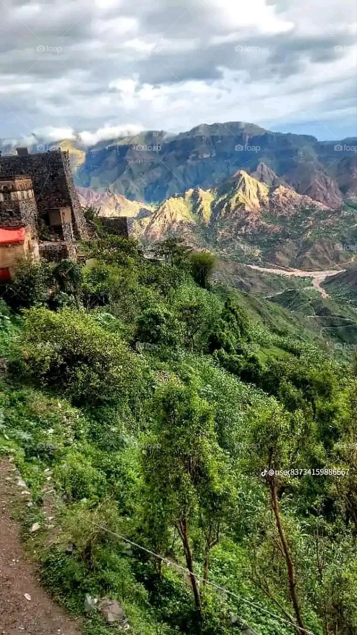 Glory be to God, the magnificent and picturesque view and the natural green trees are a view that is nothing more wonderful than it