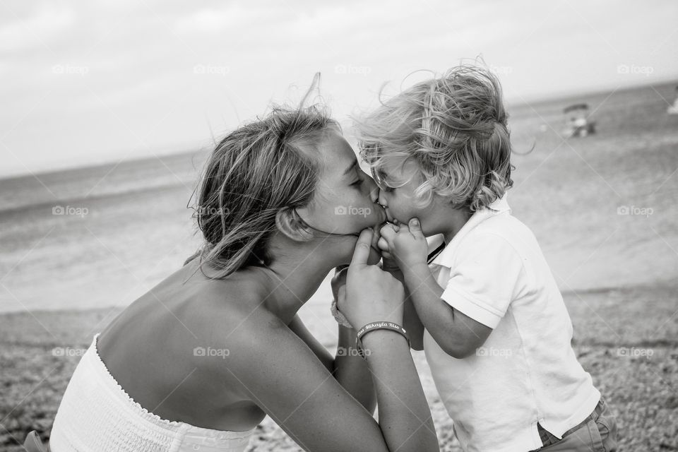 Beach kisses