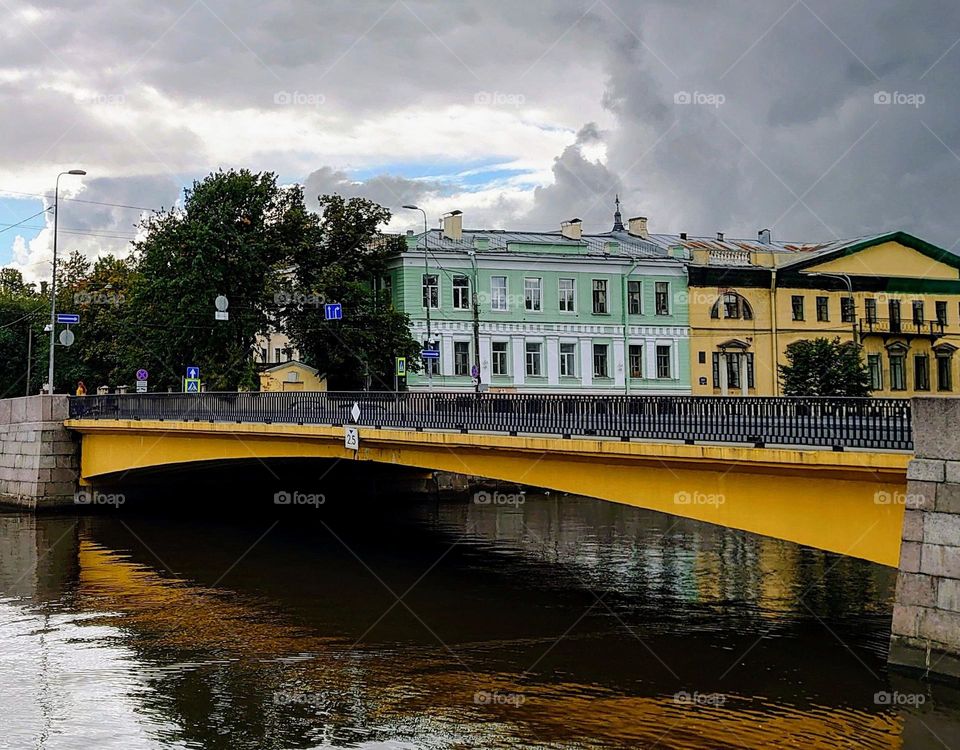 Bridge over the canal🟡 City🏢 Architecture🏢 Reflection 🟡