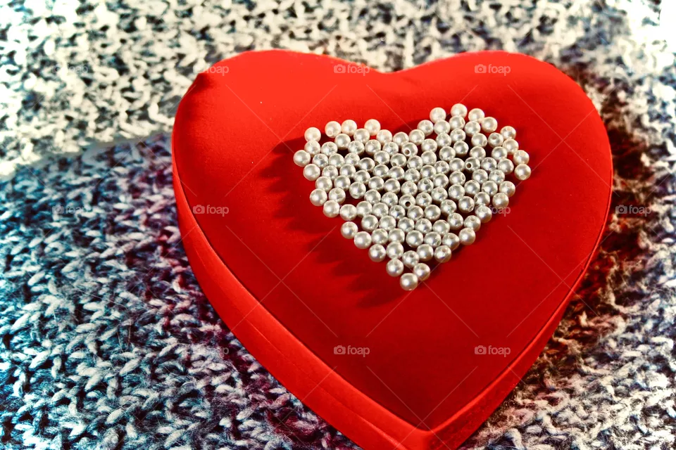 LOVE 