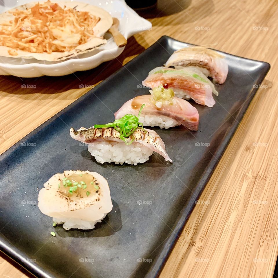 Omakase sushi