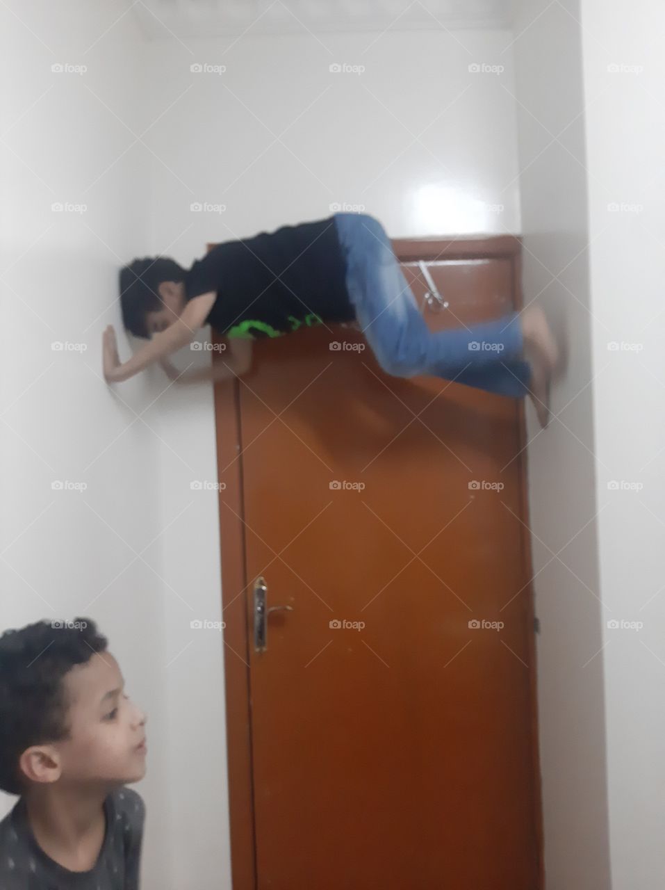 Thank you, give you good health, I want you to support me, I am very, very poor