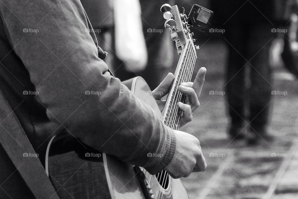 black and white guitar buskar keswick by AcidBurns