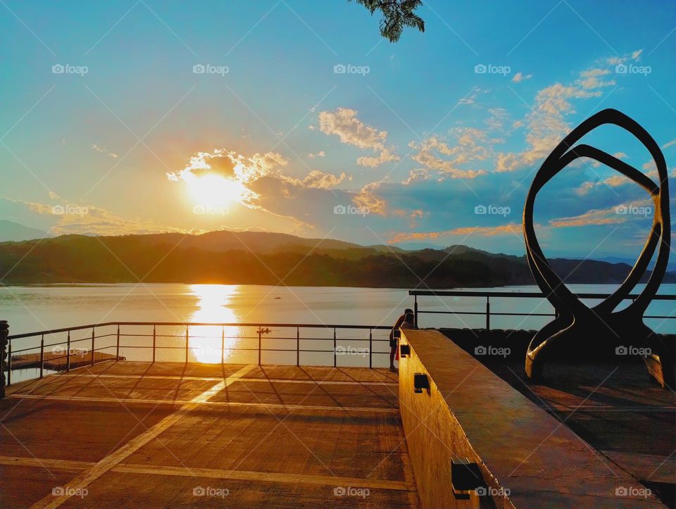 atardecer en el dique