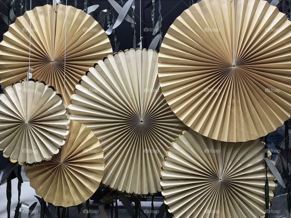 Abstract Umbrella Effect