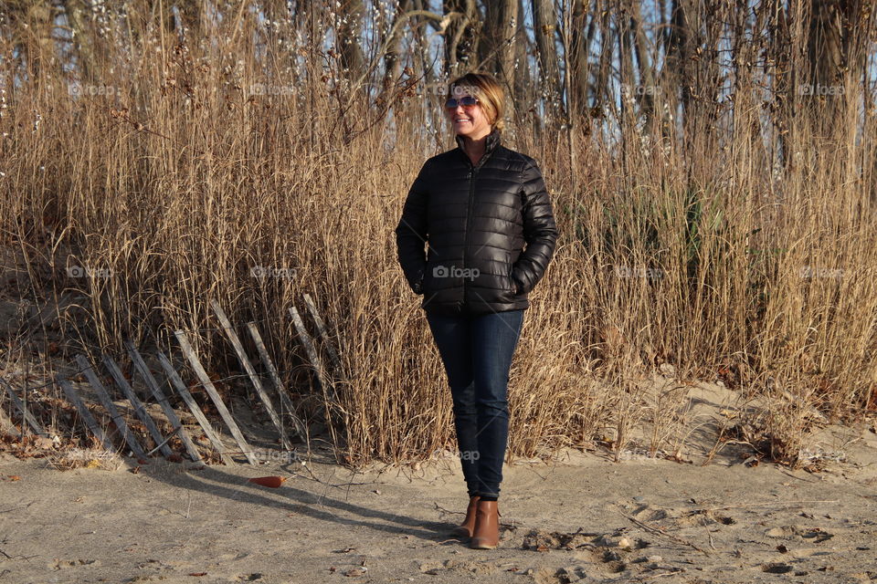 Woman wearing Totes Winter coat