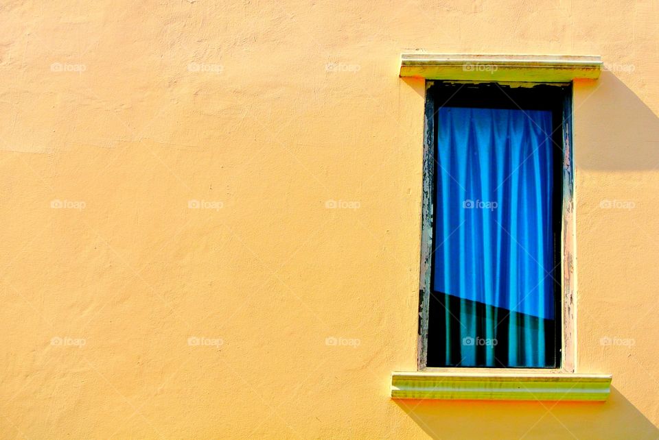 Minimal window