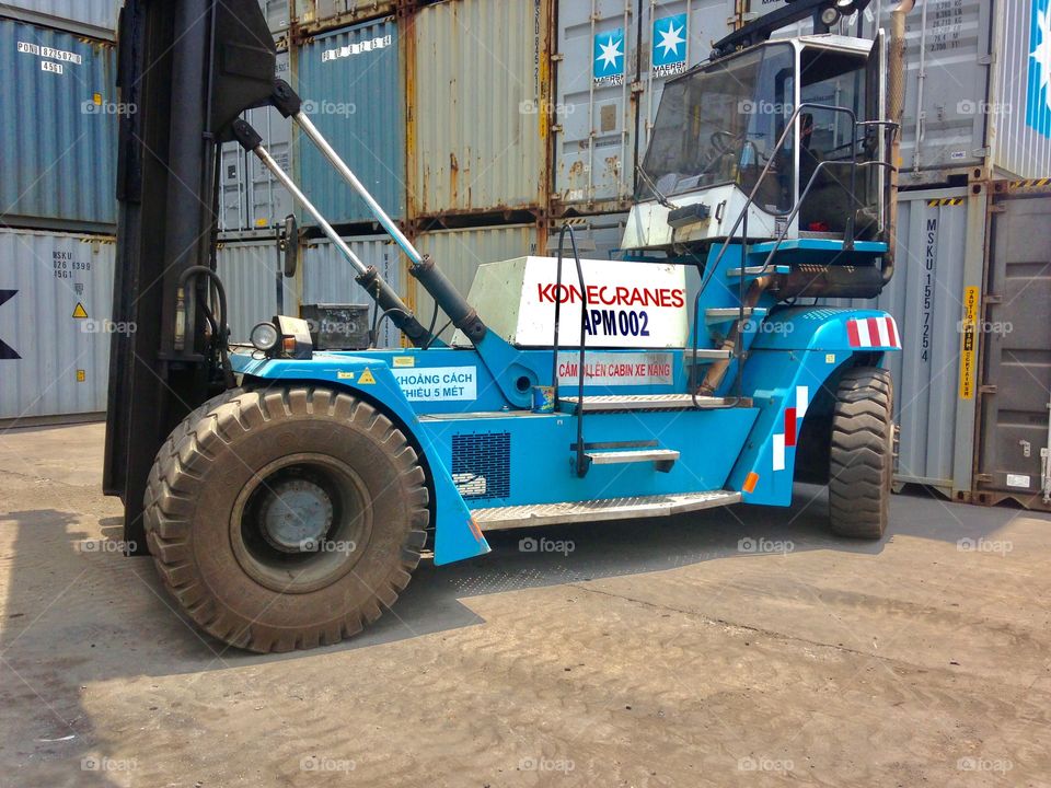 Reliable Konecrane Container handler in operation at Hai Phong port 