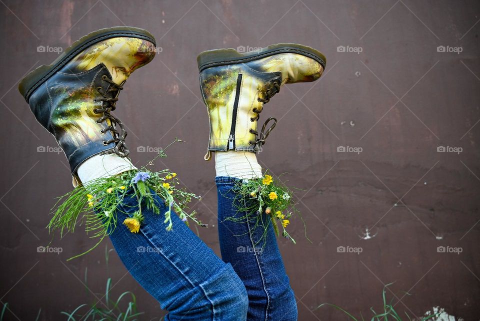 What's that doing here 😃? Funny scene, Woman Lying With her Feet Up and Have Flowers Inside the Shoes