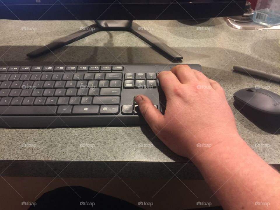 Hand typing