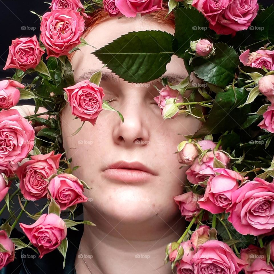 Portrait girl with pink roses