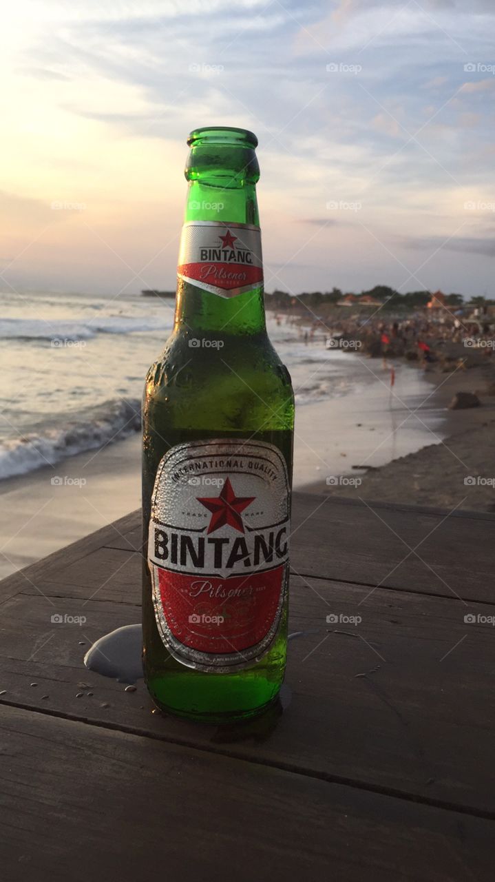 Bali / Sunset / Beach / Beer / Bintang / #Travelpo🌏