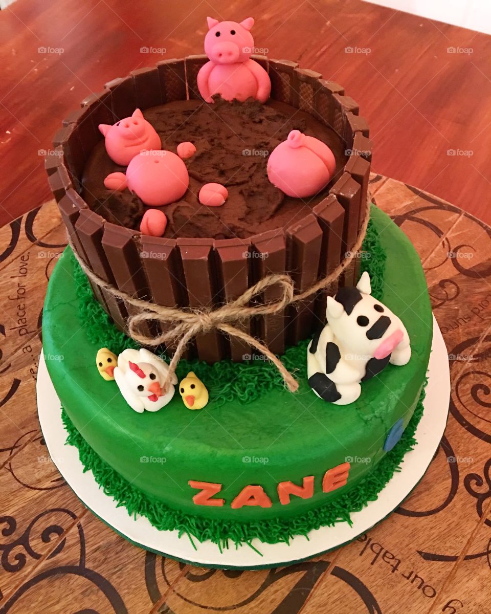 Farm cake
