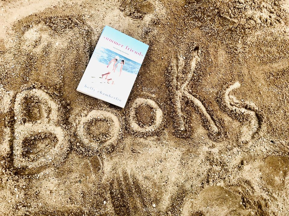 Fun taking photos on a cloudy night at the beach during spring time when the air is still a bit brisk! ! 