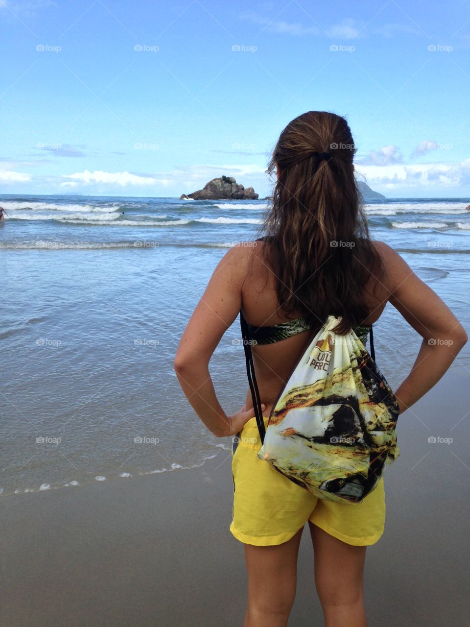 There is Parcel. The goal is to go there and come back four times in a row 