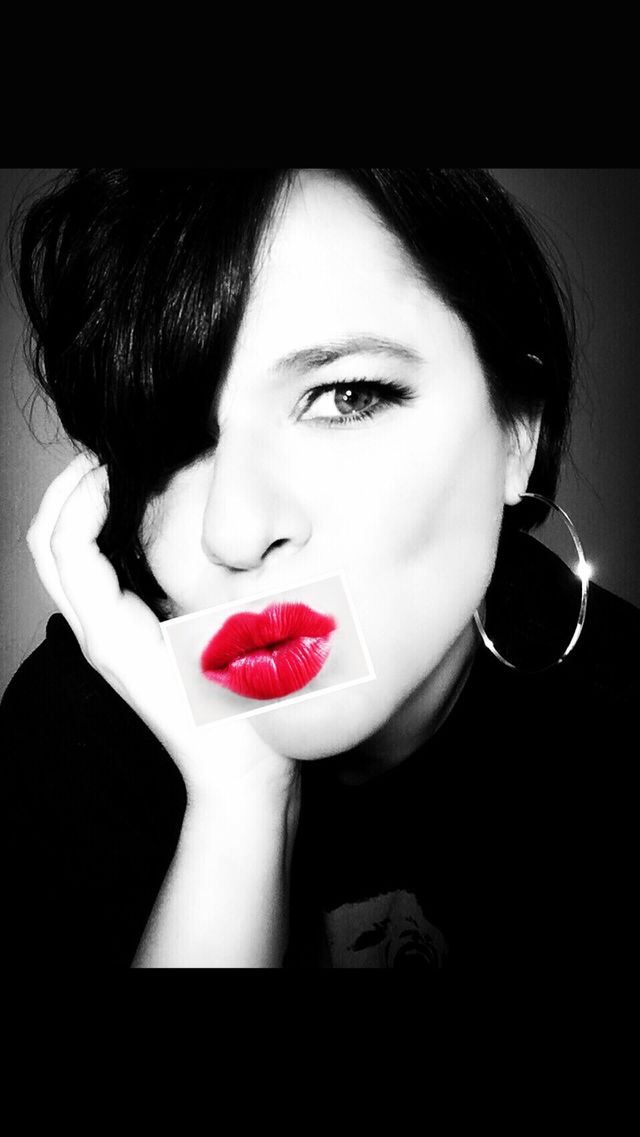Pop Red Lips