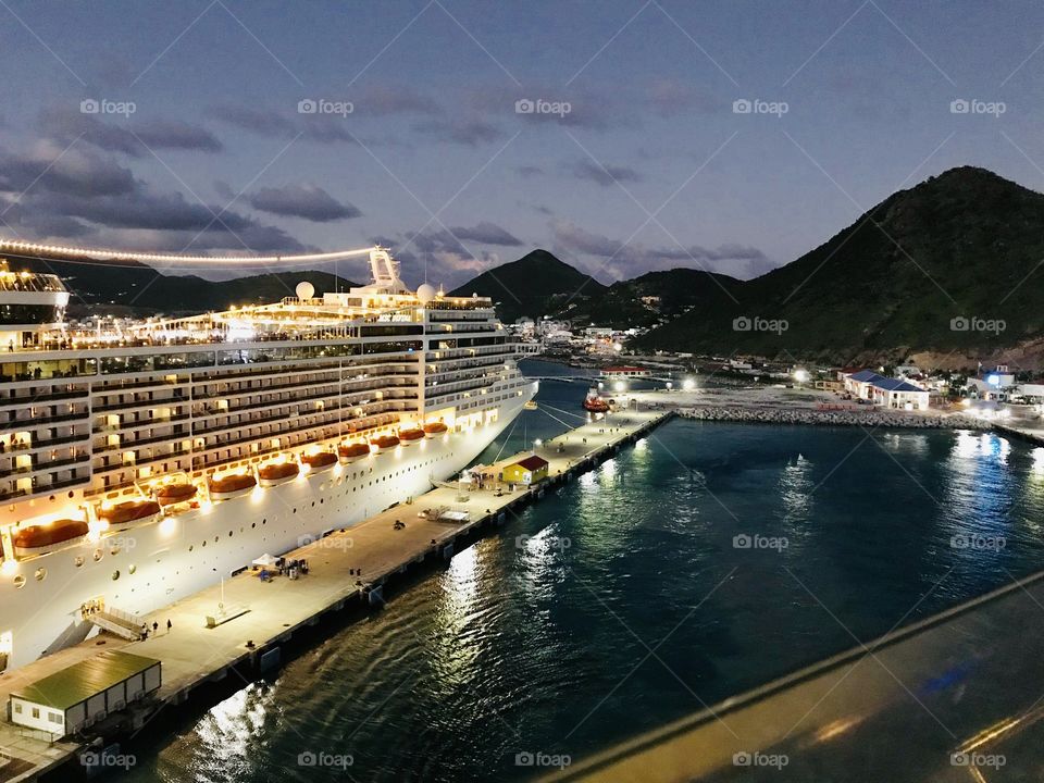 Gorgeous photos taken while on board cruise ship Royal Caribbean’s Oasis of the Seas! 