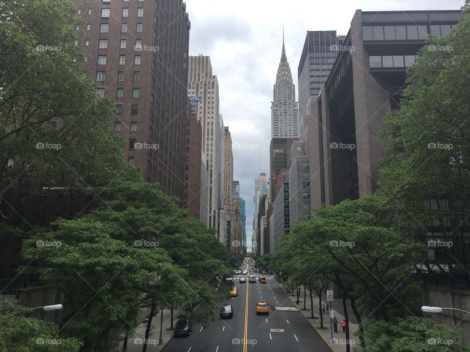 New York street with the Chrysler Building.