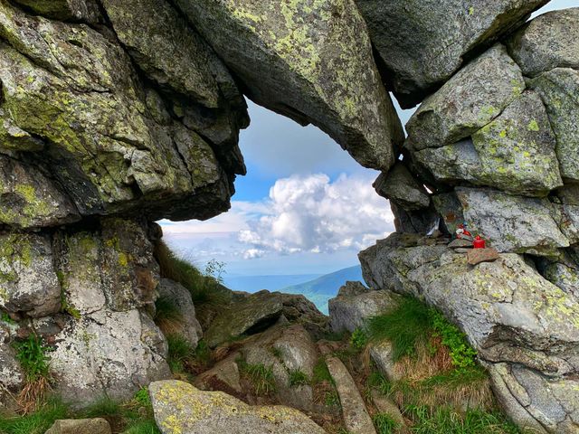 Hole in the rocks