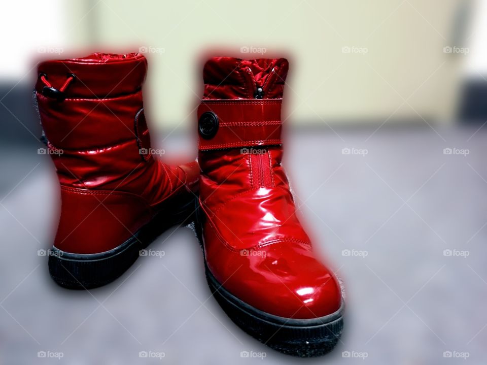 red shining rainboots