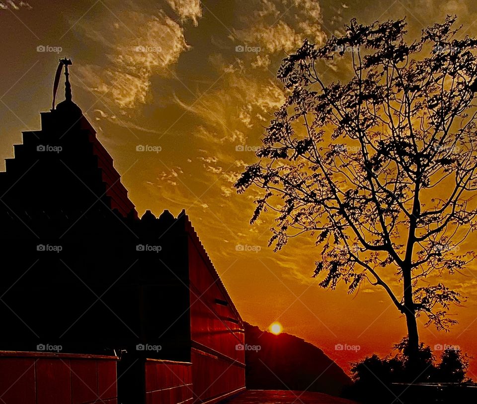 Temple with sunstroke 