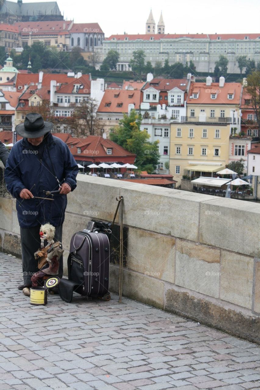 Street performer, Charles Bridge, Prague