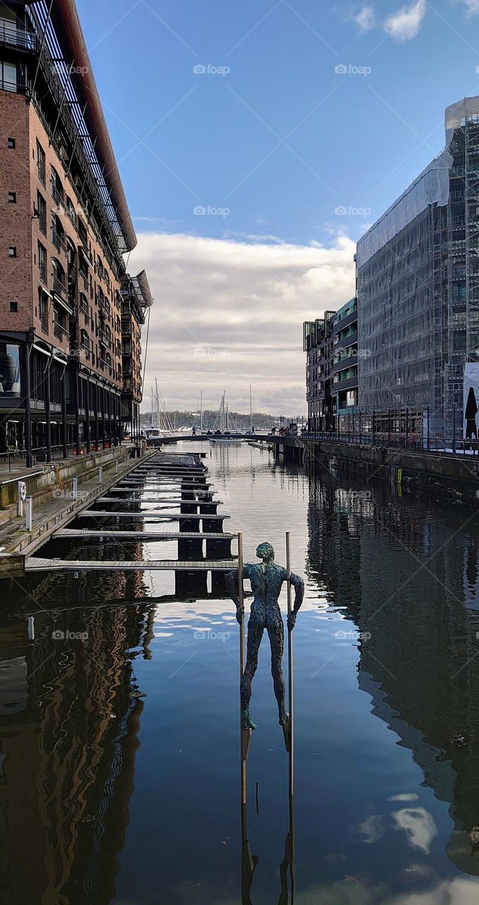 Urban water 💦 Pier💦 Buildings 🏢 City 🏢