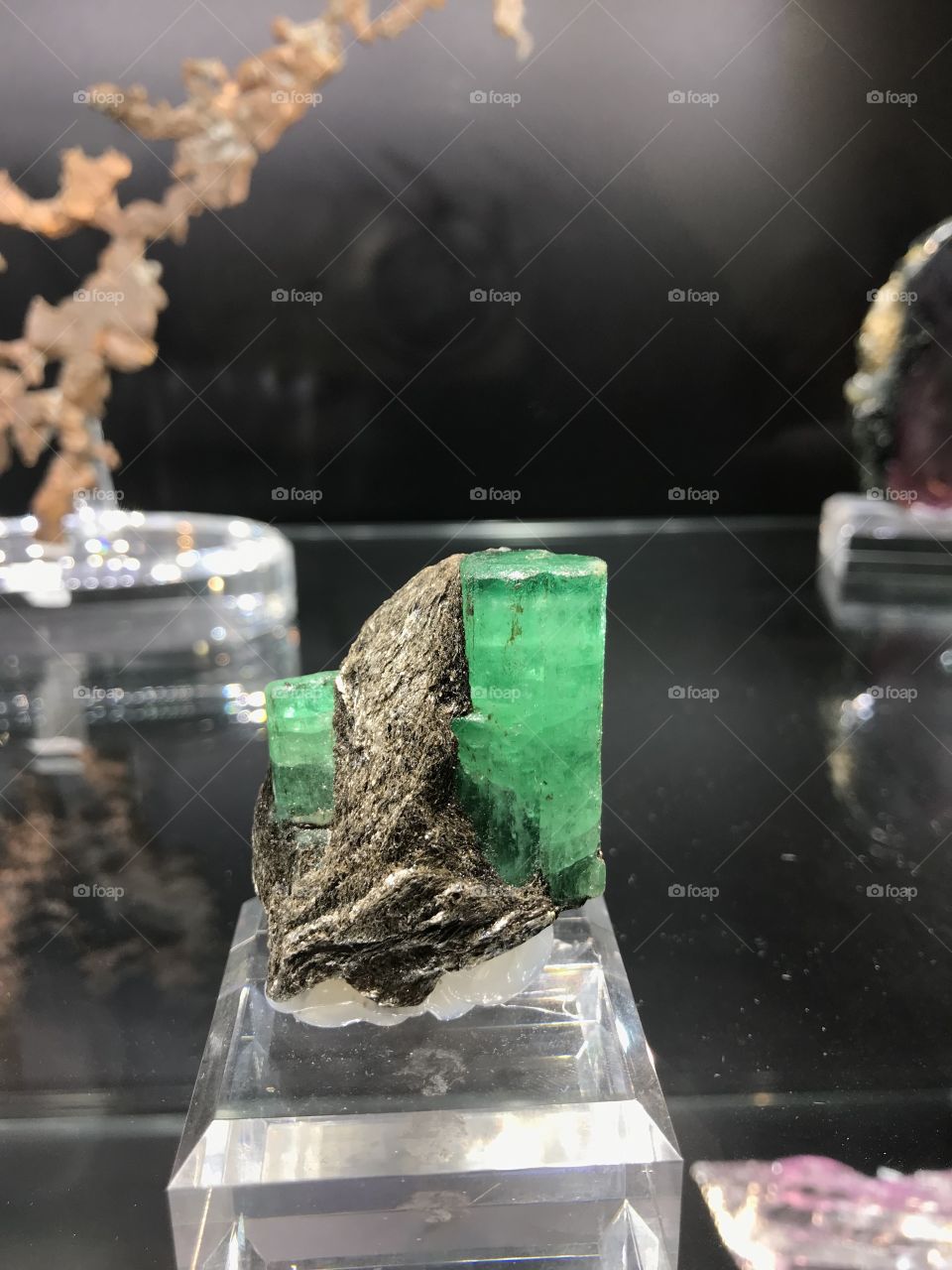 Tucson Arizona gem show gem specimen