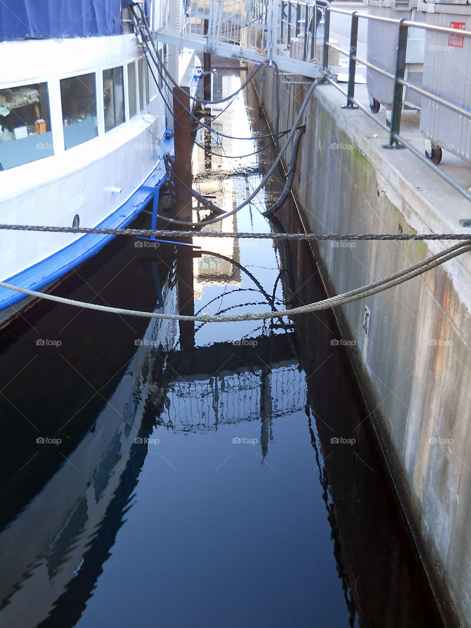 Båt i västra hamnen