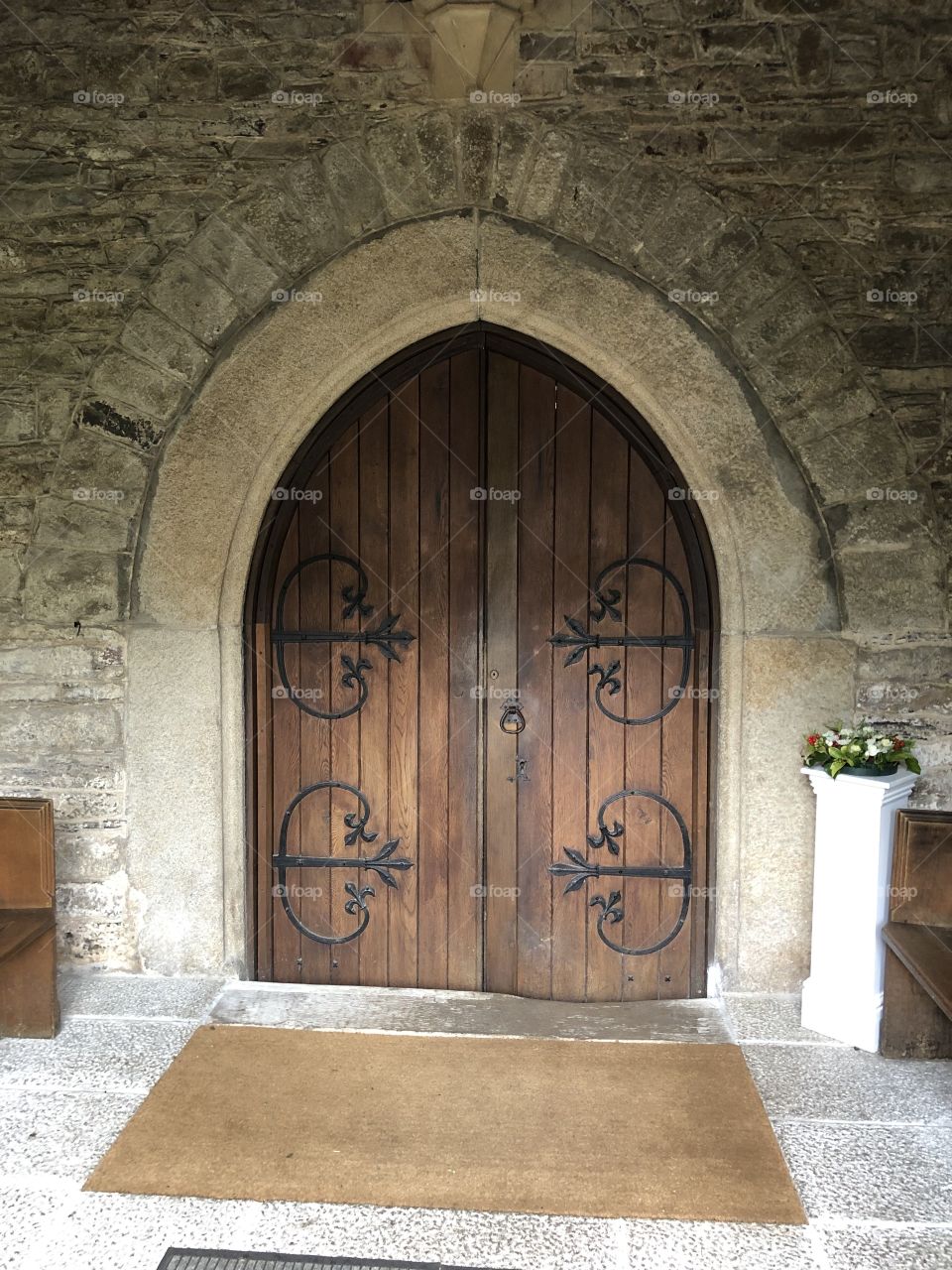 The main entrance of St Andrews Church, Ashburton, Devon