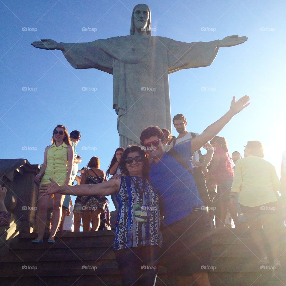 Cristo redentor . Family rio happiness