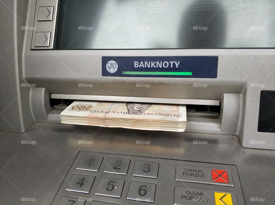 ATM machine, bankomat